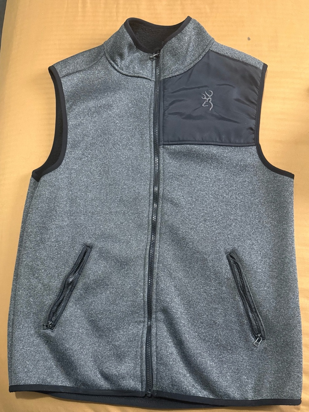Browning Men’s M Gray Black Fleece Full Zip Hunting Outdoor Vest